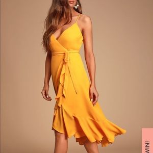 Lulu’s Wrap MIDI Dress